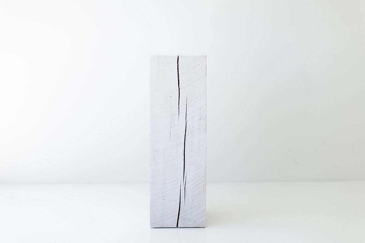 Modern-Pedestal-Display-Stand-White-01