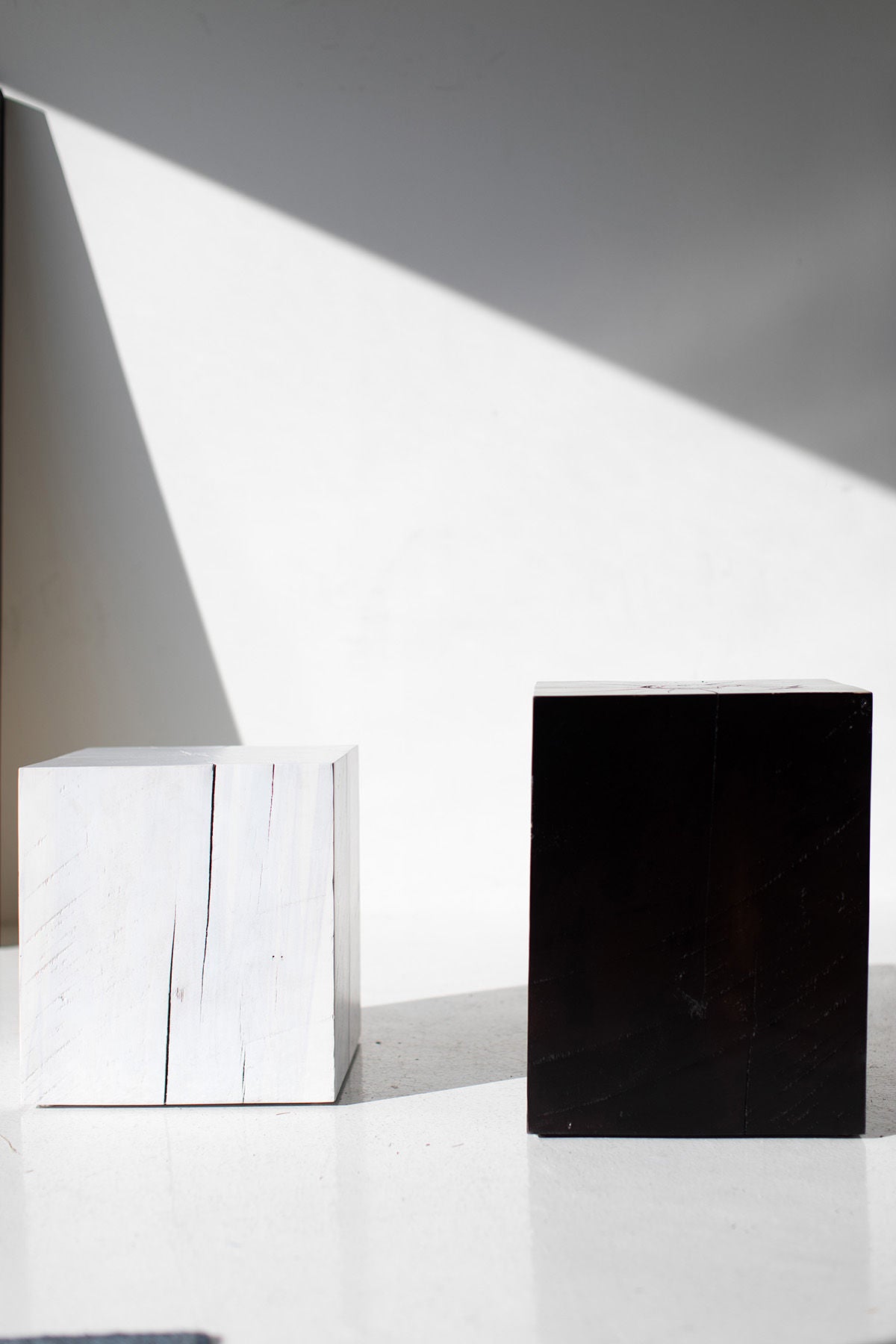 Solid-Wood-Block-End Table-05