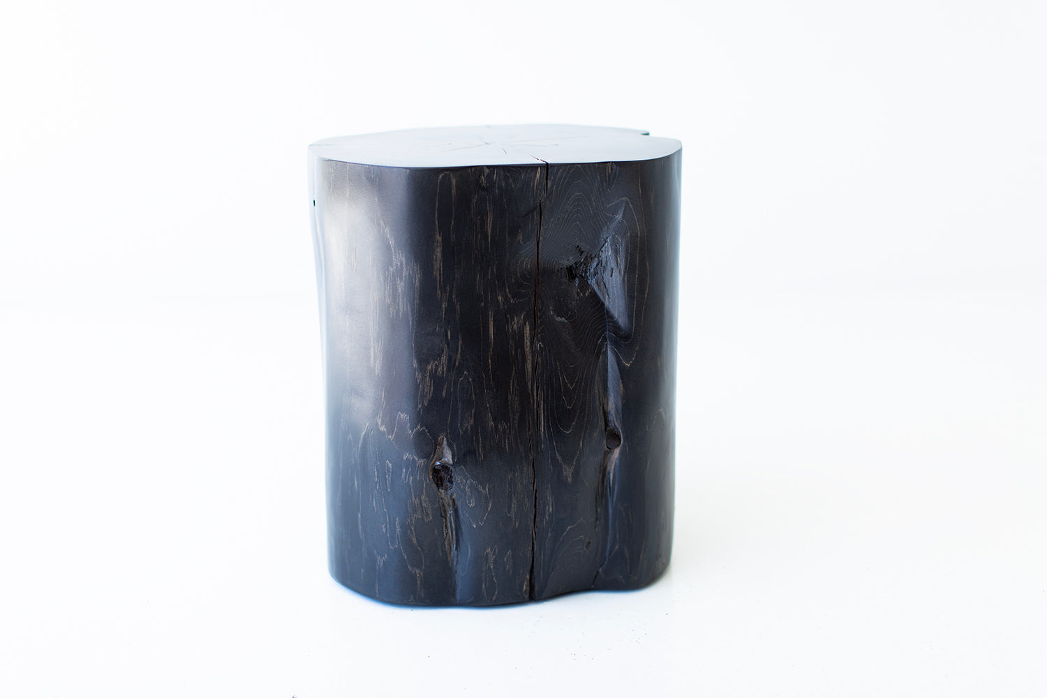 Tree-Stump-Table-13-Diameter-Aged-Finish-07