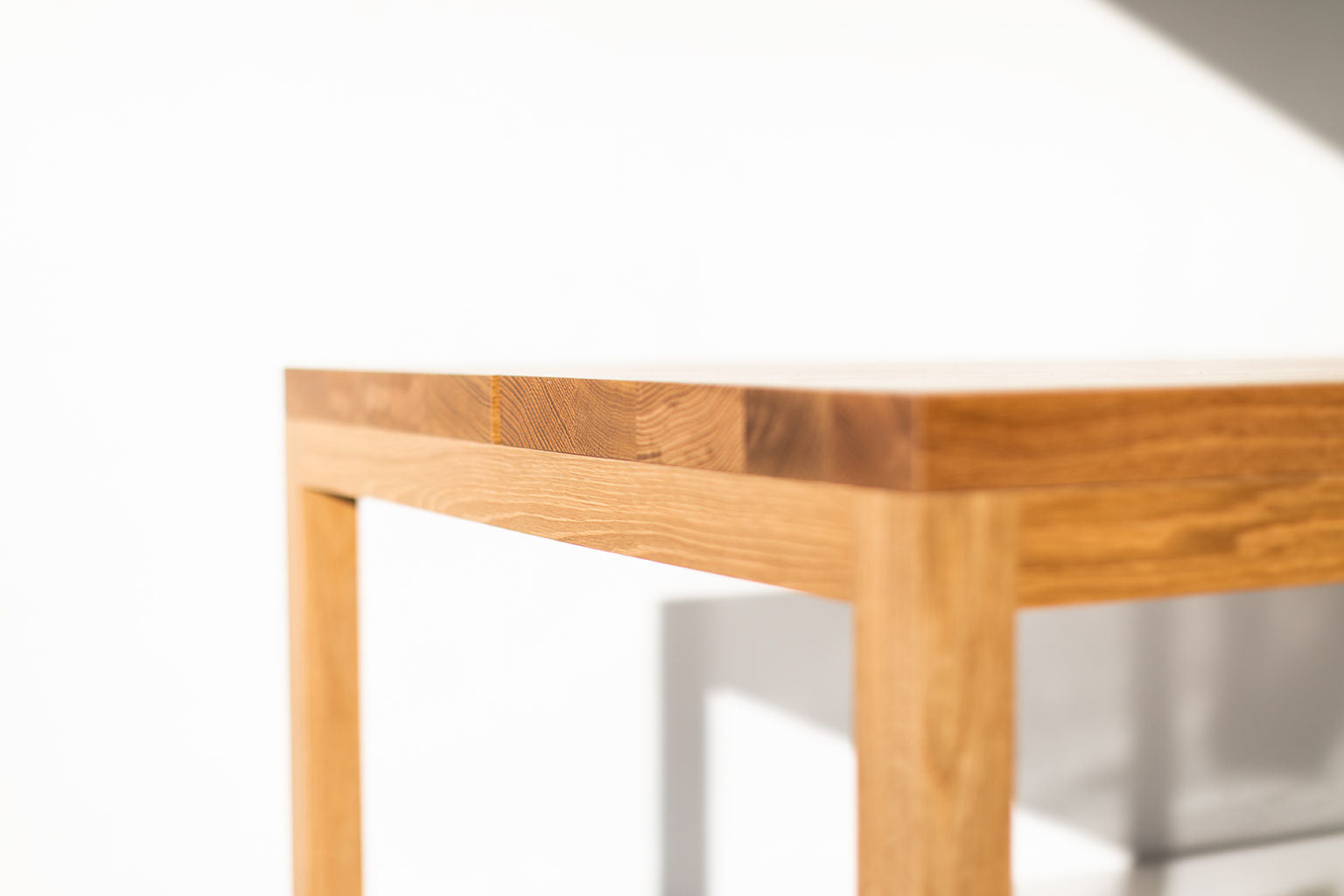 Modern-Split-Panel-Dining-Table-15
