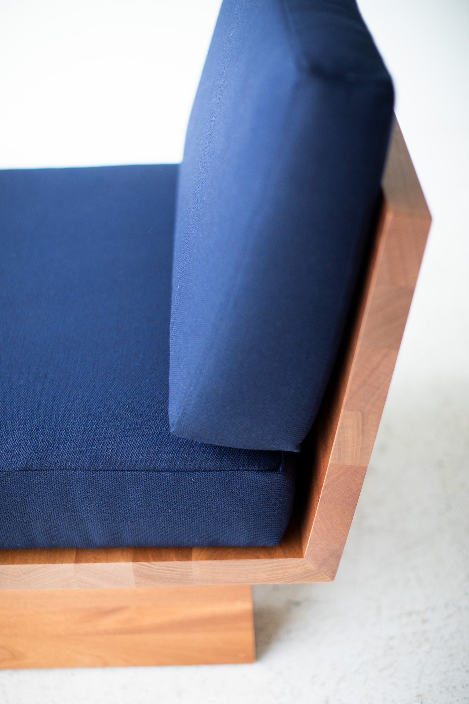Suelo-Outdoor-Modern-Side-Chair-10
