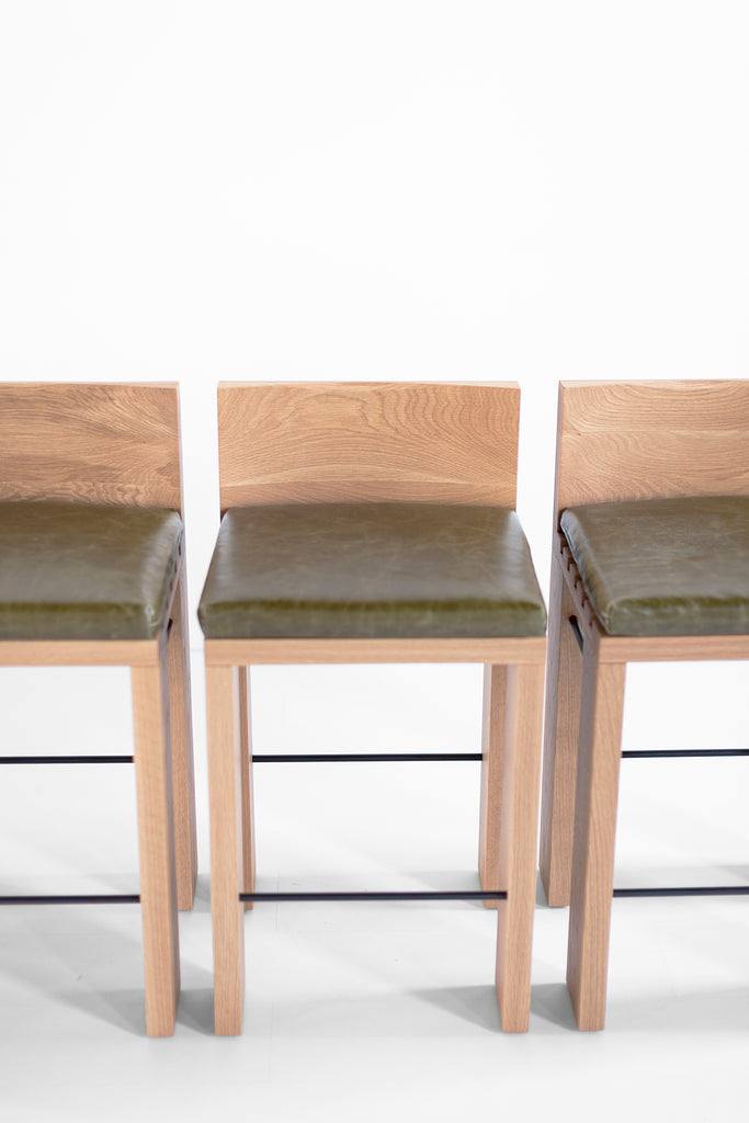 Modern-Bar-Stool-Leather-Seat-Chile-04