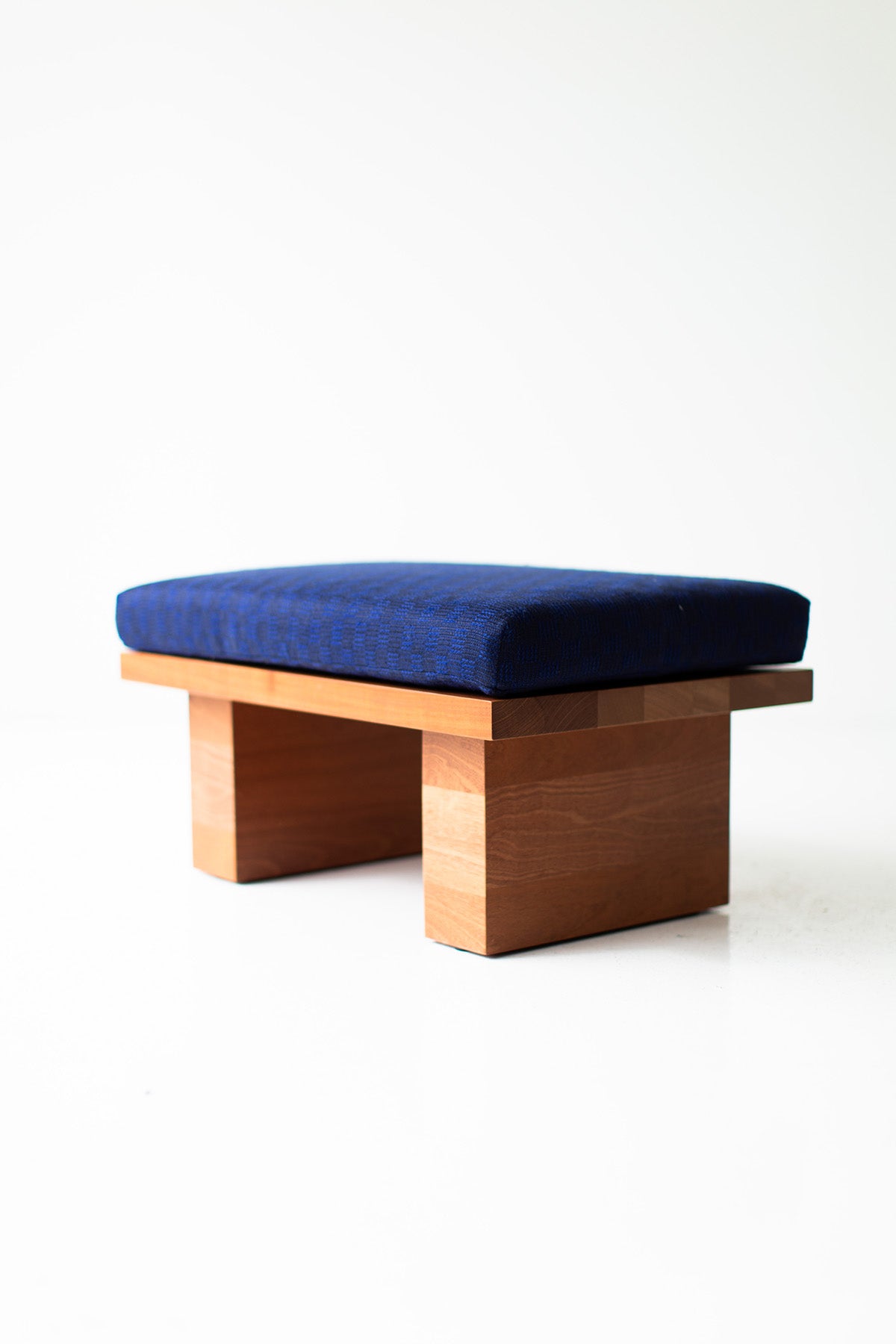 Modern-Patio-Furniture-Suelo-Ottoman-07