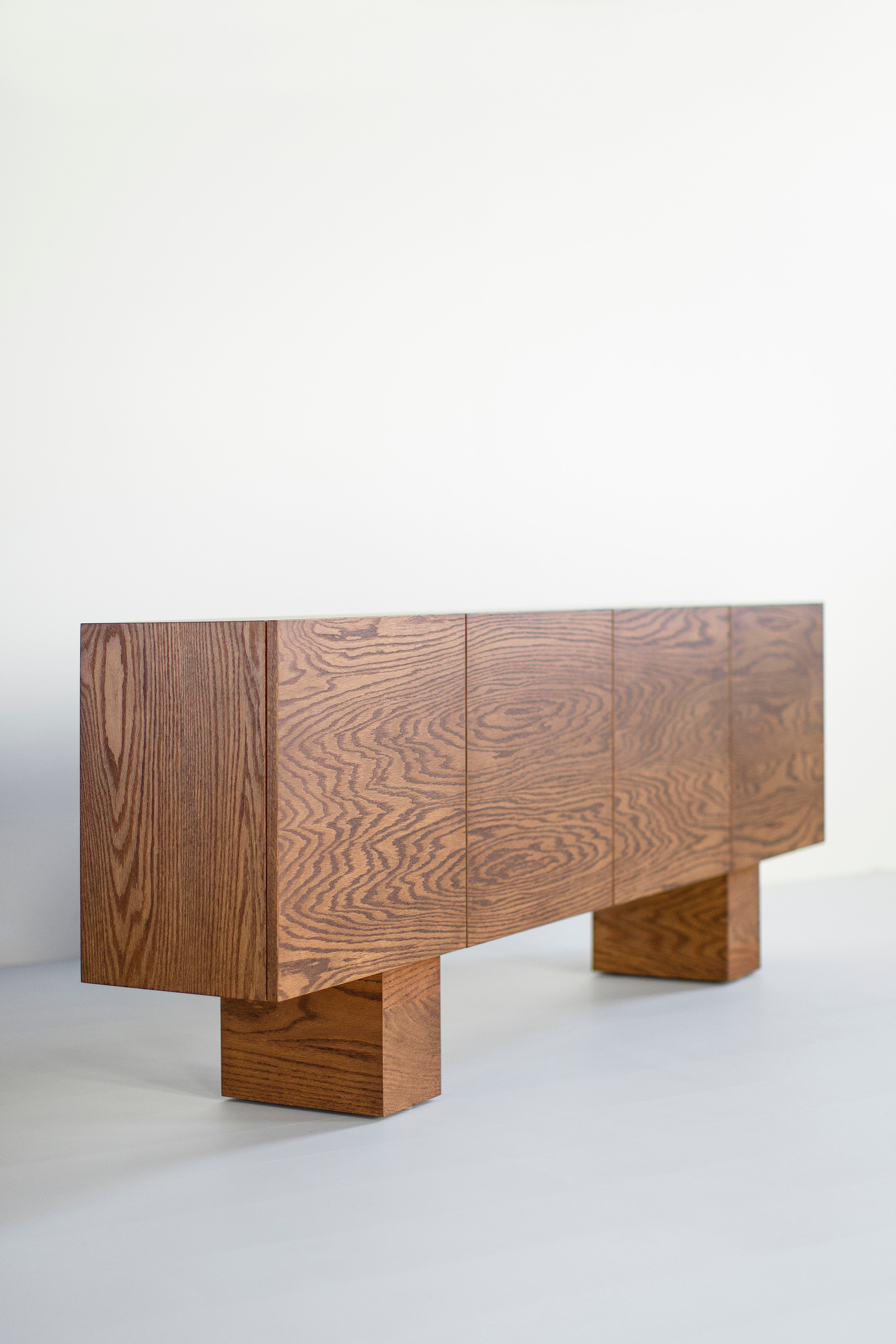 Oak Suelo Credenza, image 10