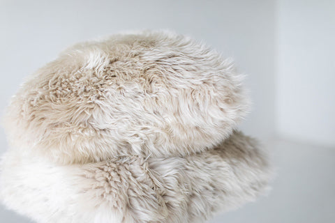 Shearling-Fur-Pillow-Double-Sided-01