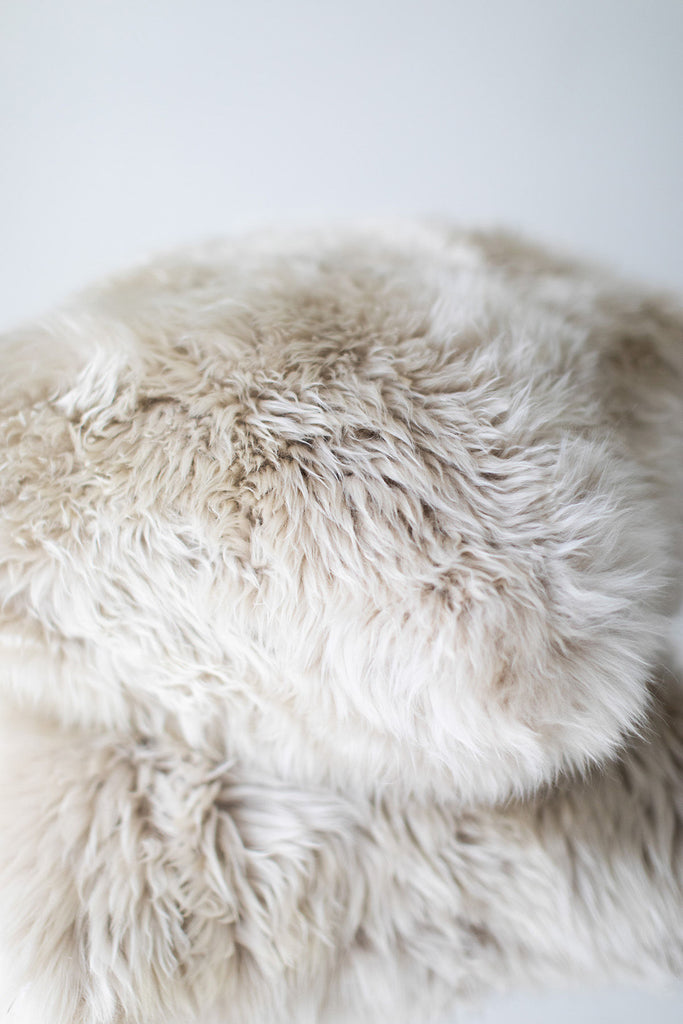 Shearling-Fur-Pillow-Double-Sided-04