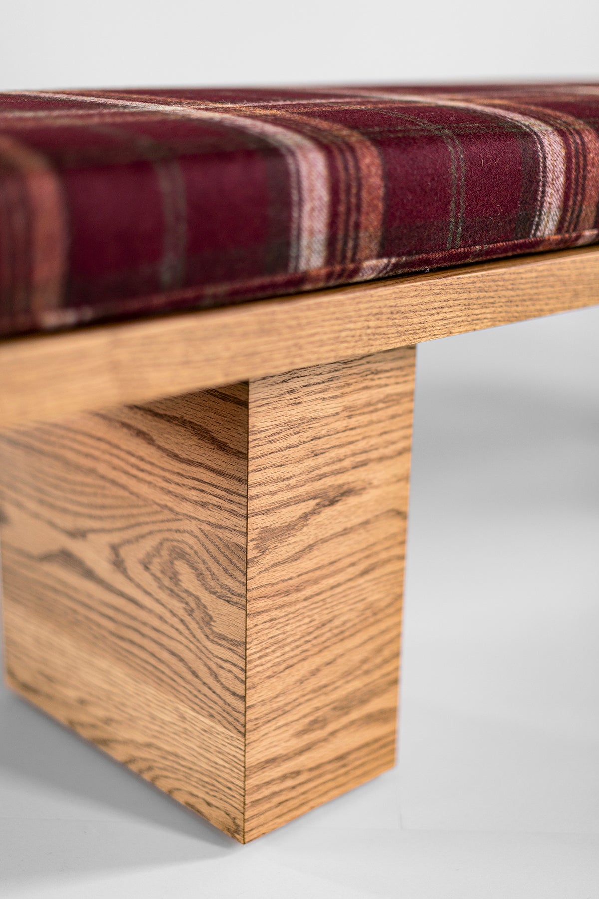 Suelo-Bench-Oak-Caramel-Finish-02