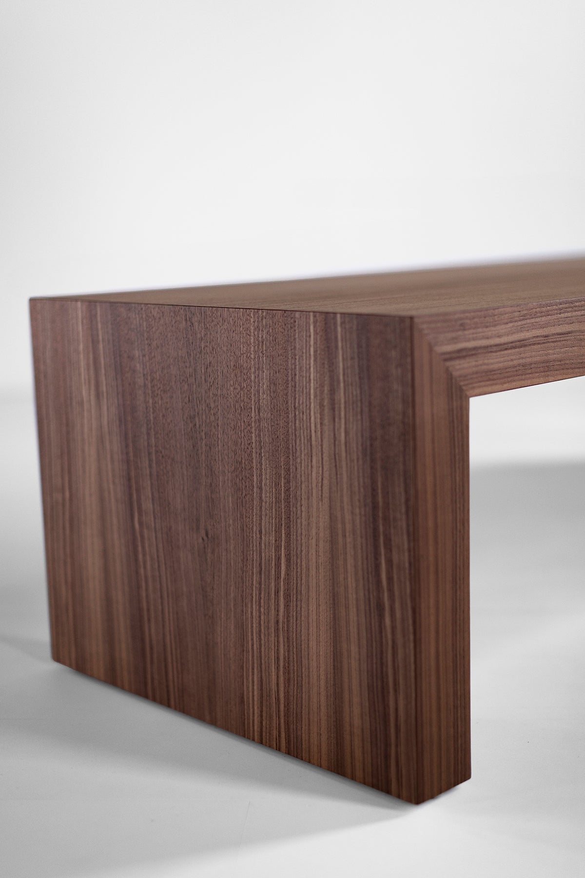 Waterfall-Bench-Light-Walnut-02