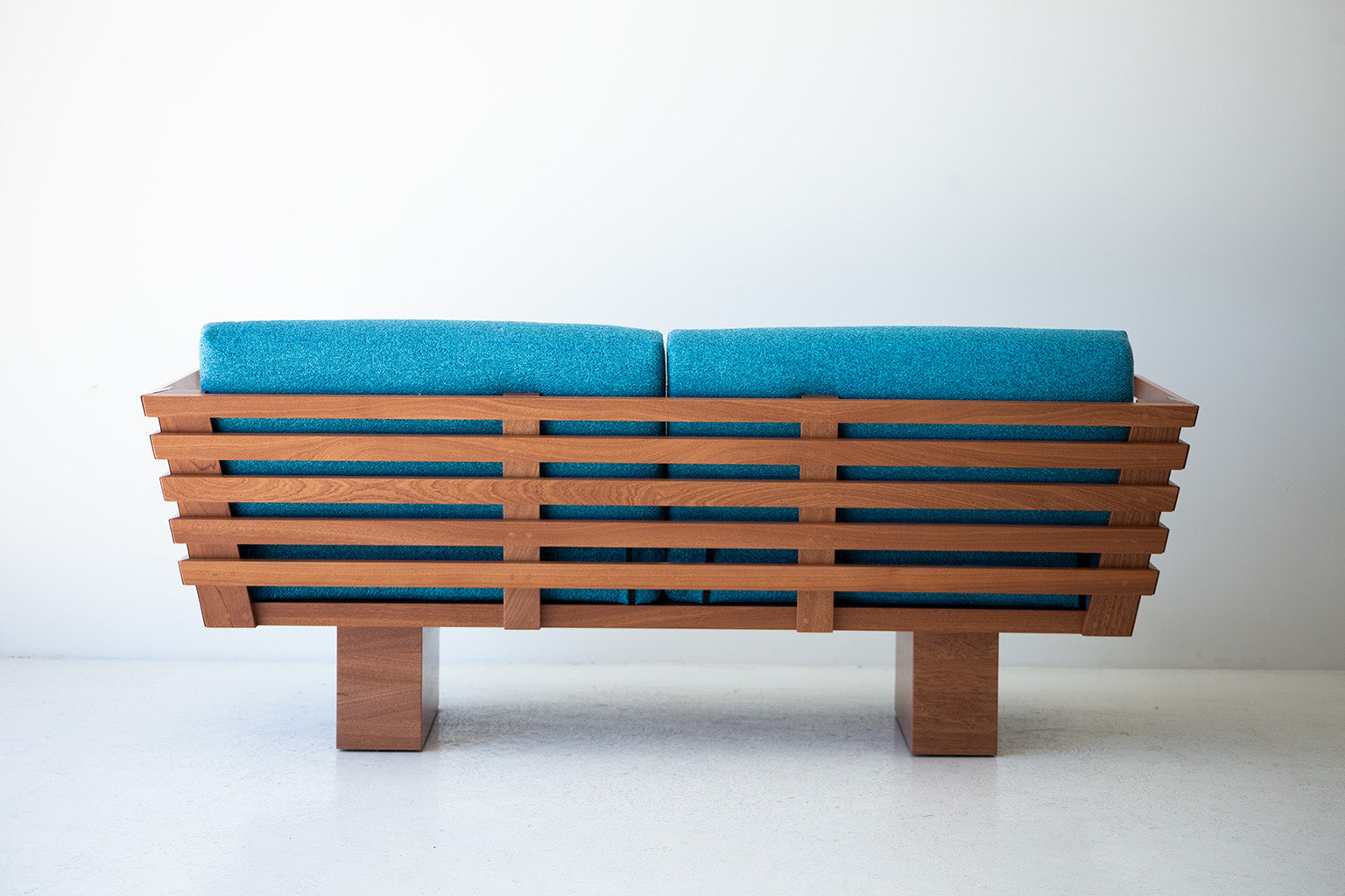 Modern-Patio-Furniture-Suelo-Slatted-Loveseat-12