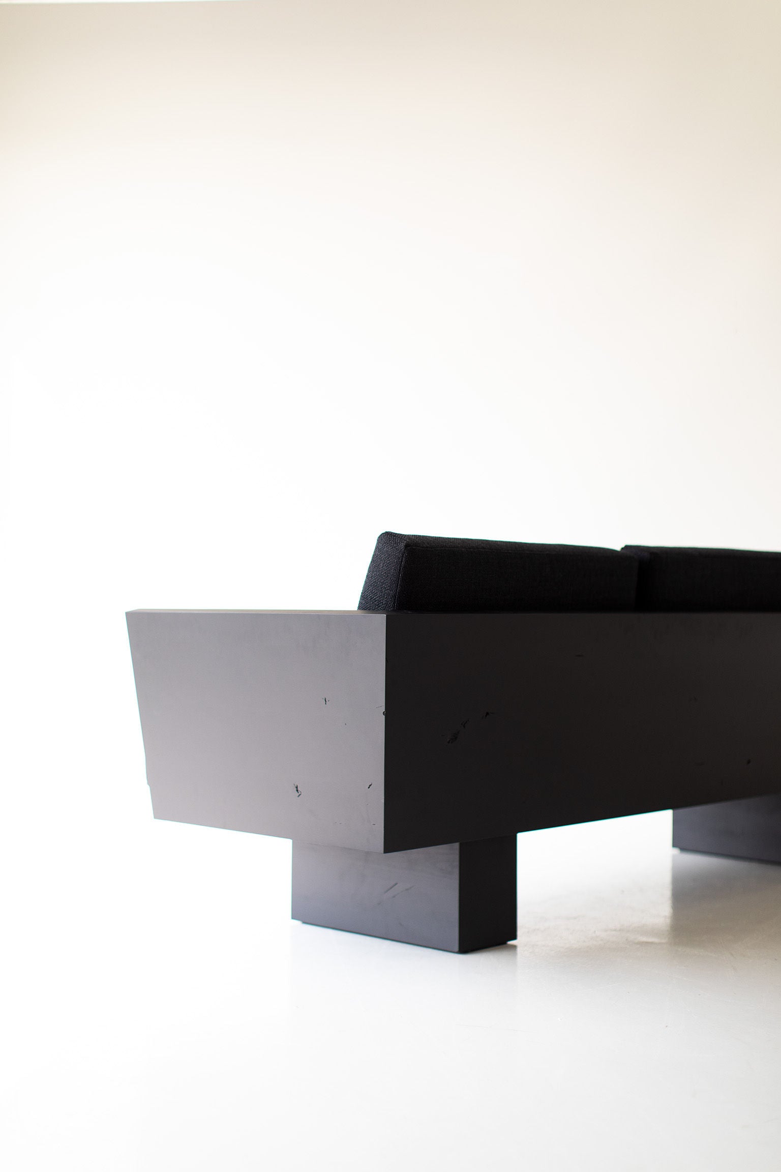 Suelo-Black-Modern-Sofa-1020-11